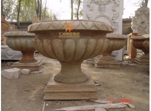 石雕花盆